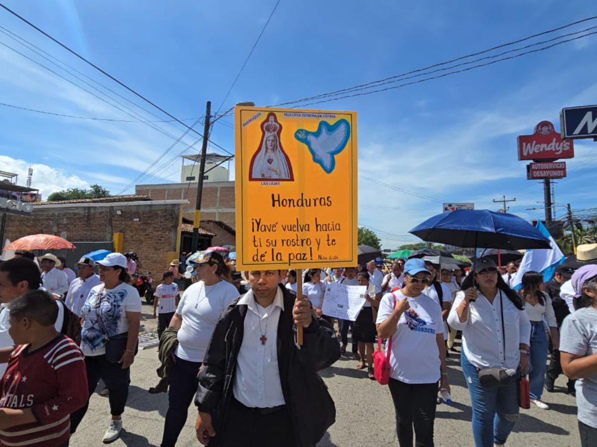 Caminata convocada por iglesias trasciende fronteras: hondureños en EE UU participan