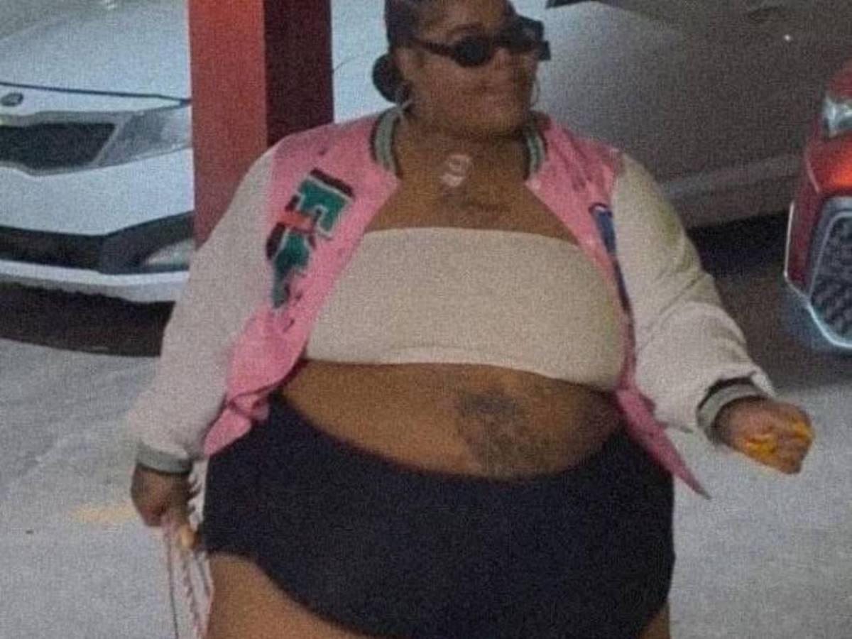 ¿Quién es la rapera que demandó a un taxista por negarse a llevarla debido a su sobrepeso?