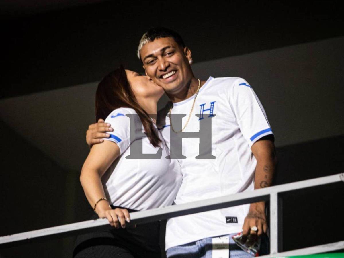 A la distancia Milagro Flores alienta a Supremo y la selección de tiktokers de Honduras