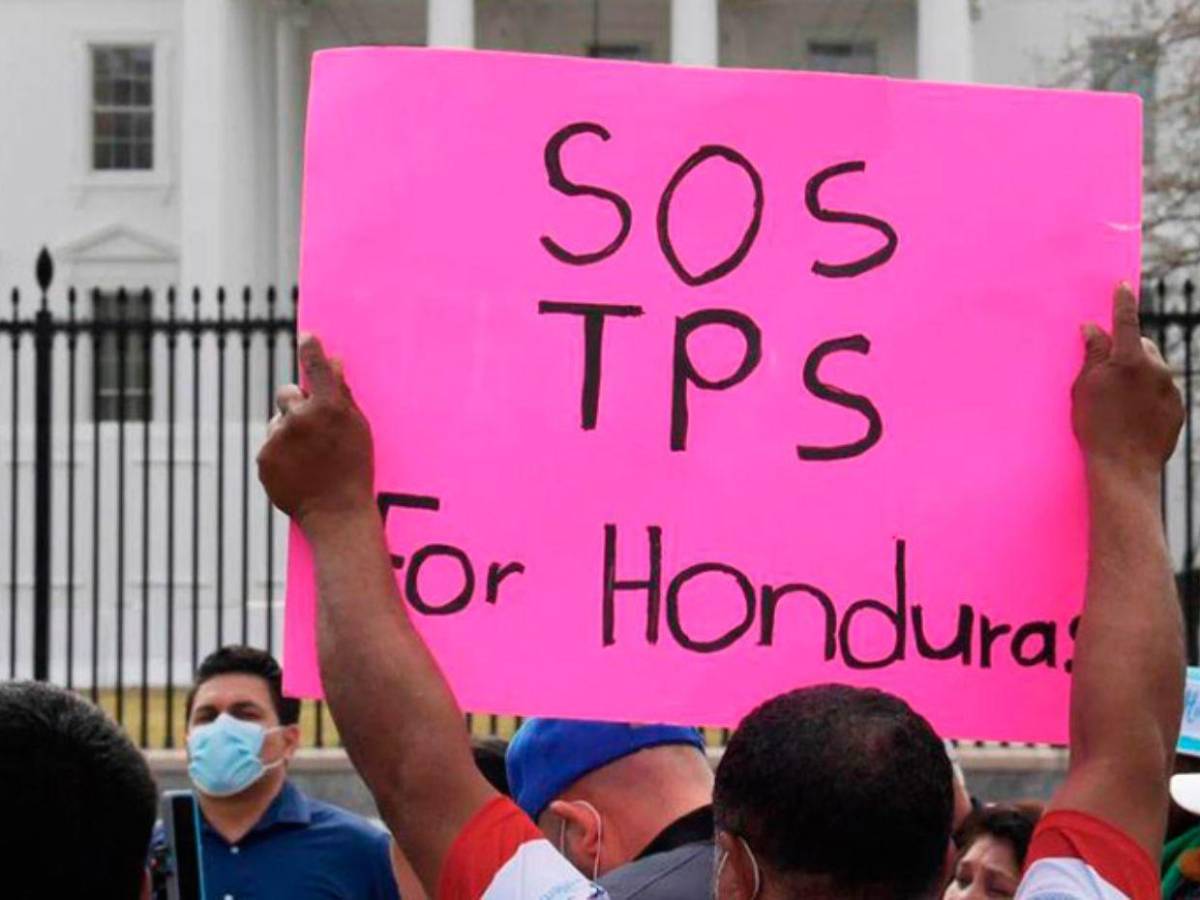 Después de las 12:00 de la noche, estamos sin nada: migrantes hondureños en zozobra por TPS