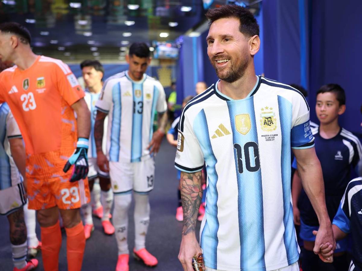 FIFA decide qué árbitros no podrán estar en partidos de Argentina en el Mundial 2026