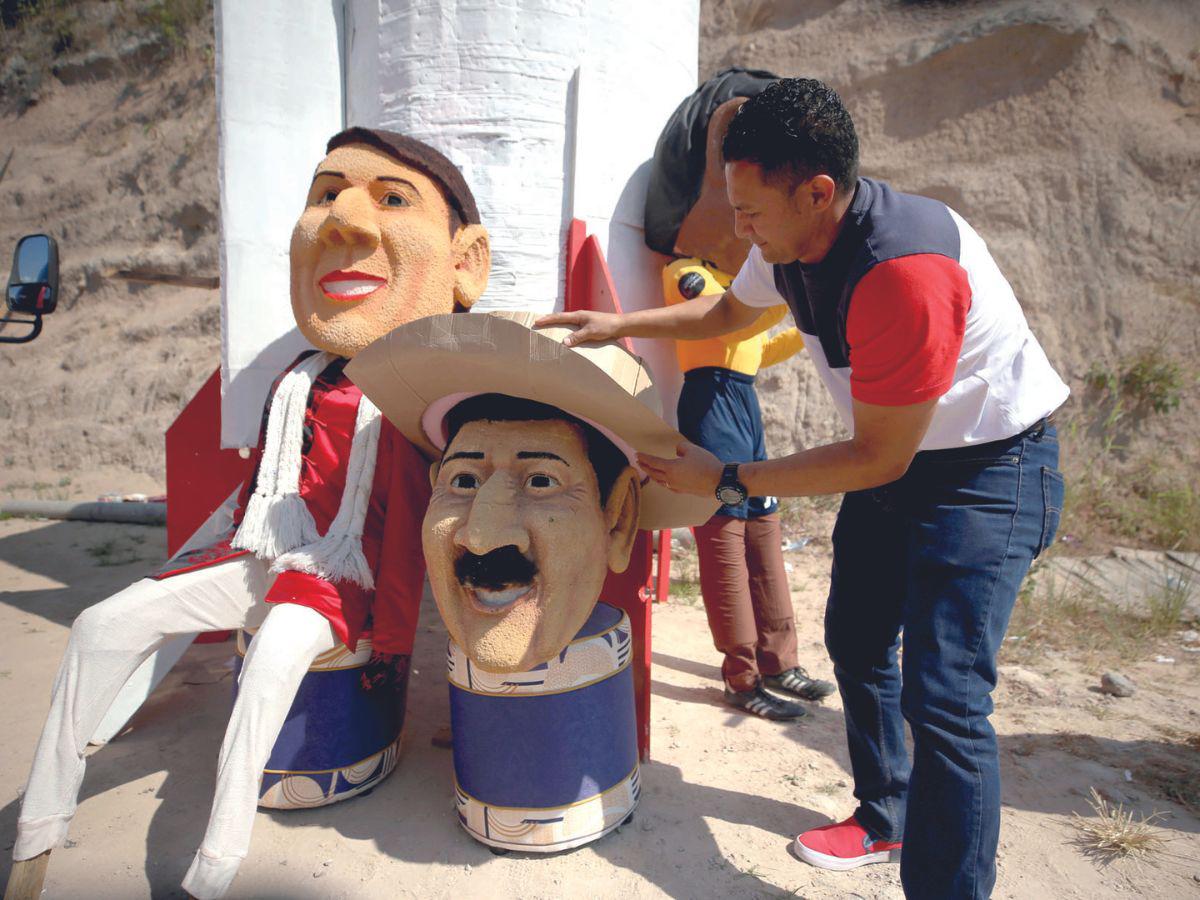 Monigotes de Barton y de pareja presidencial arderán en la capital