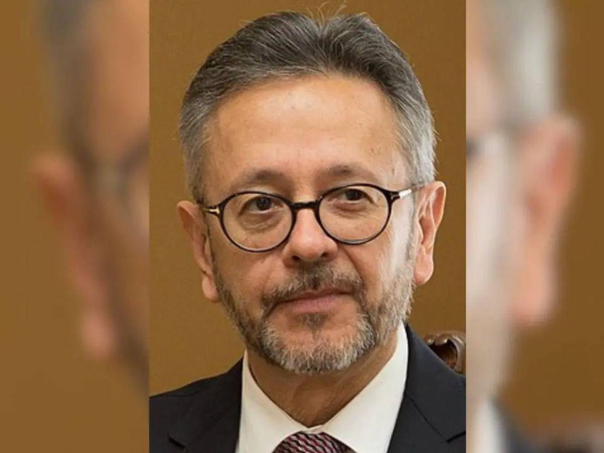 La decisión de Nasry Asfura con el lobismo que hacía Hugo Llorens en EE UU