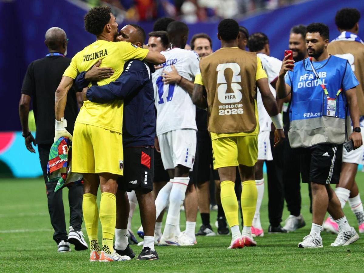 Piloto de Honduras trasladó a la Selección de Cabo Verde al Mundial: Gratitud con Dios y con la vida