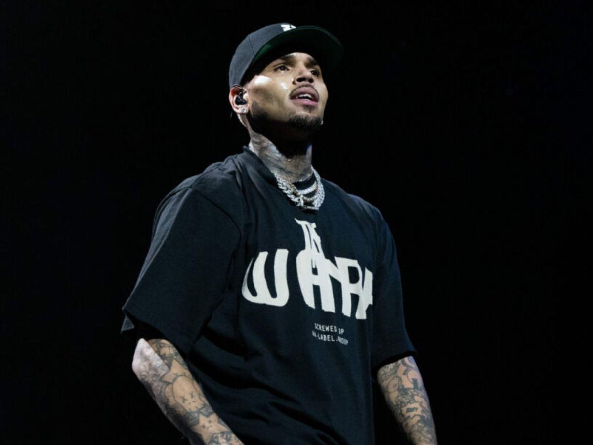 La razón por la que Chris Brown fue abucheado en los AMA’s