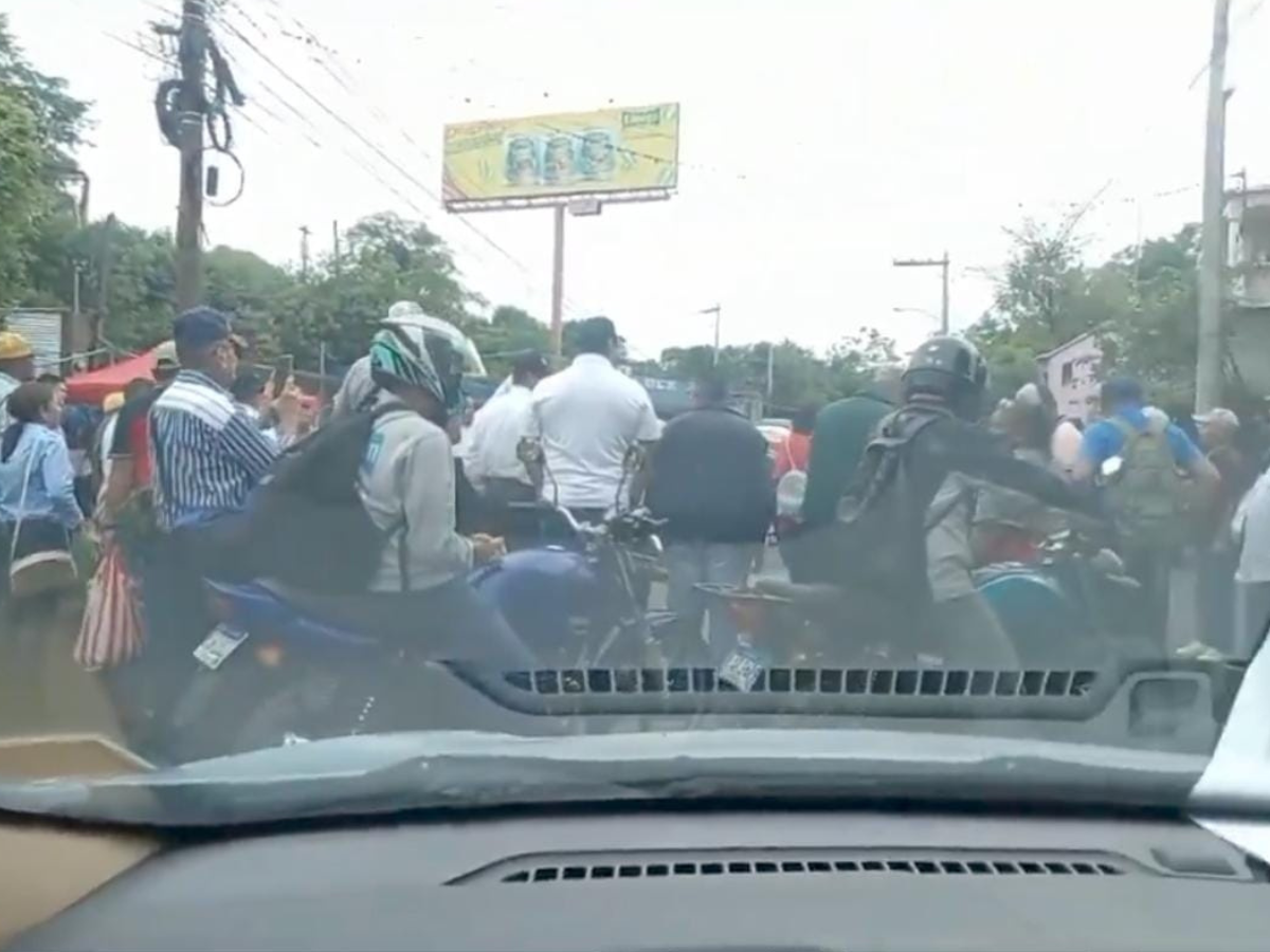 Bloqueada la salida al sur por protesta a la altura de Germania