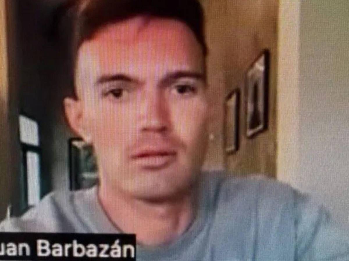 ¿Quién es la modelo que aparece en el video de la canción Un vals de Nodal?