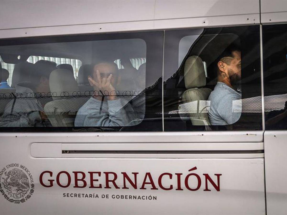Primeros inmigrantes retornados en Tijuana fueron detenidos por redadas de Biden