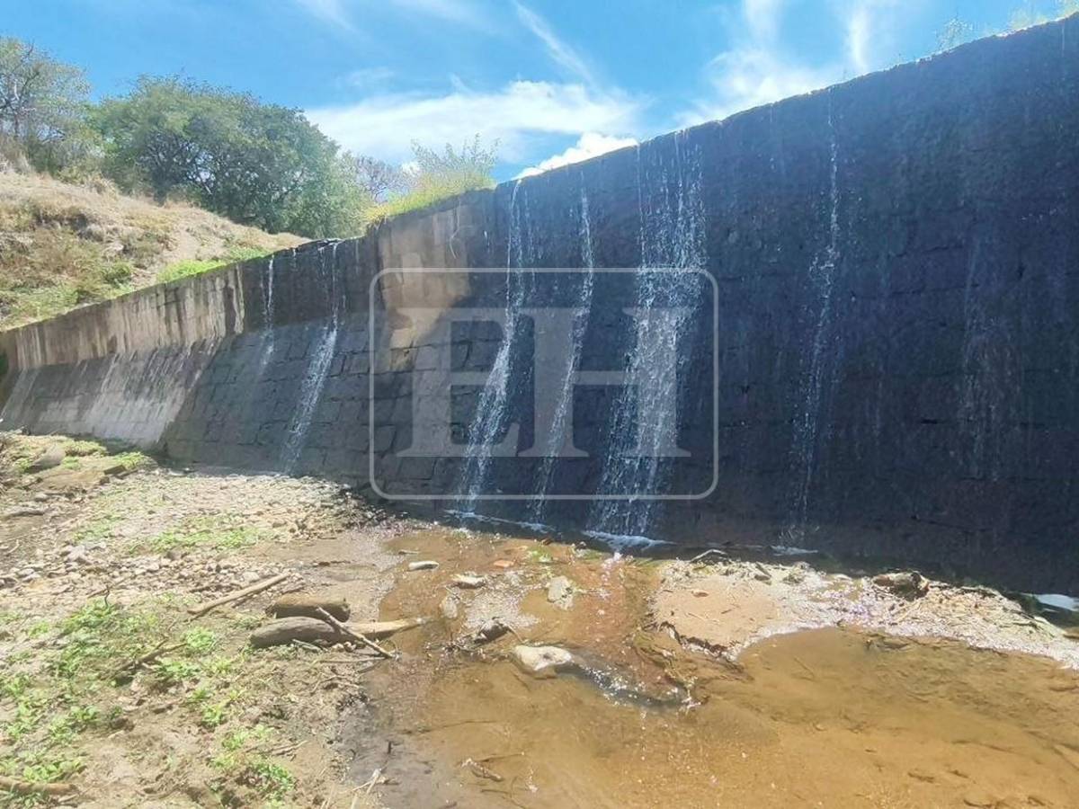Como un hilo de agua: así está este 7 de septiembre el río Guacerique que agoniza por la sequía
