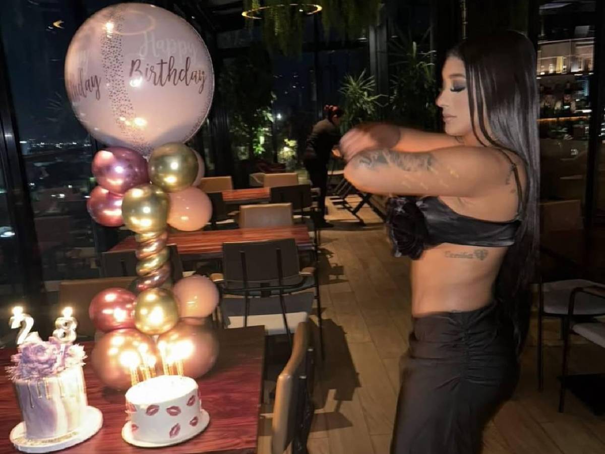 Jugador de Liga Nacional sorprende a su novia con impresionante regalo de cumpleaños: Así la pasó