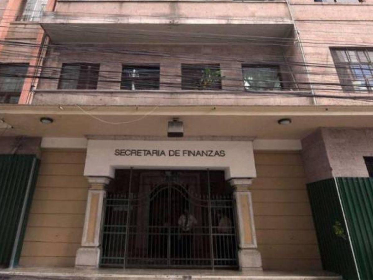 Nueva deuda externa suma 2,653 millones de dólares