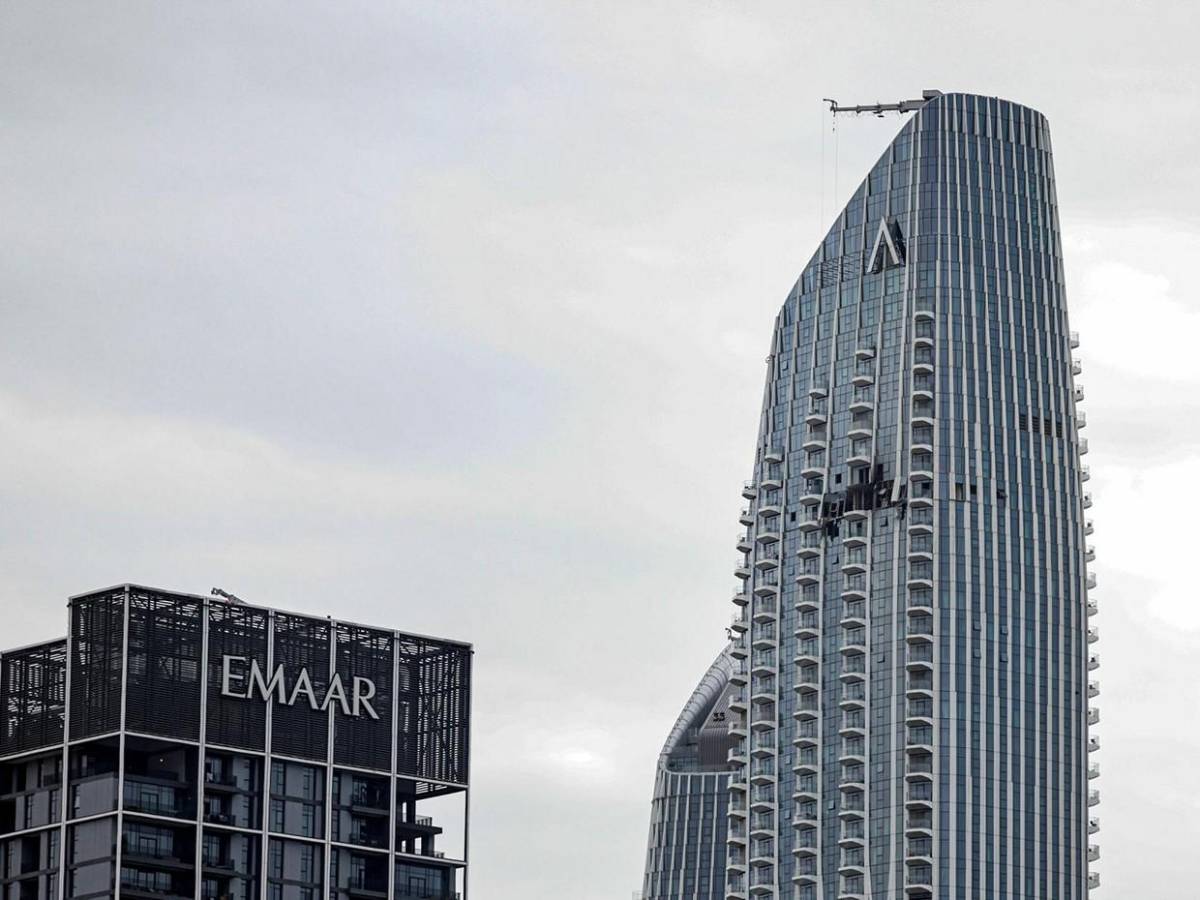 Los destrozos que han dejando los ataques con drones en rascacielos de Dubái