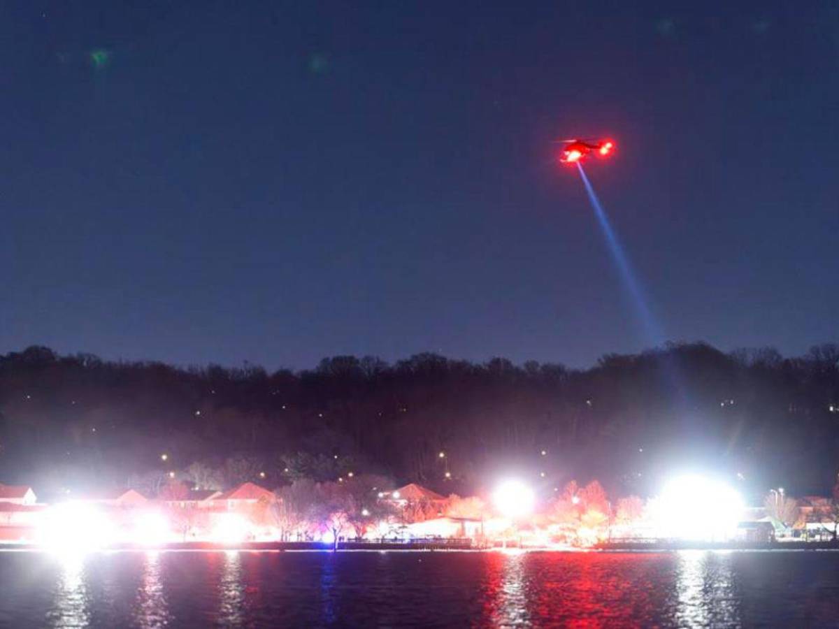 Víctimas cayeron en un río que estaba a 4 grados Celsius: lo que se sabe del accidente entre avión y helicóptero