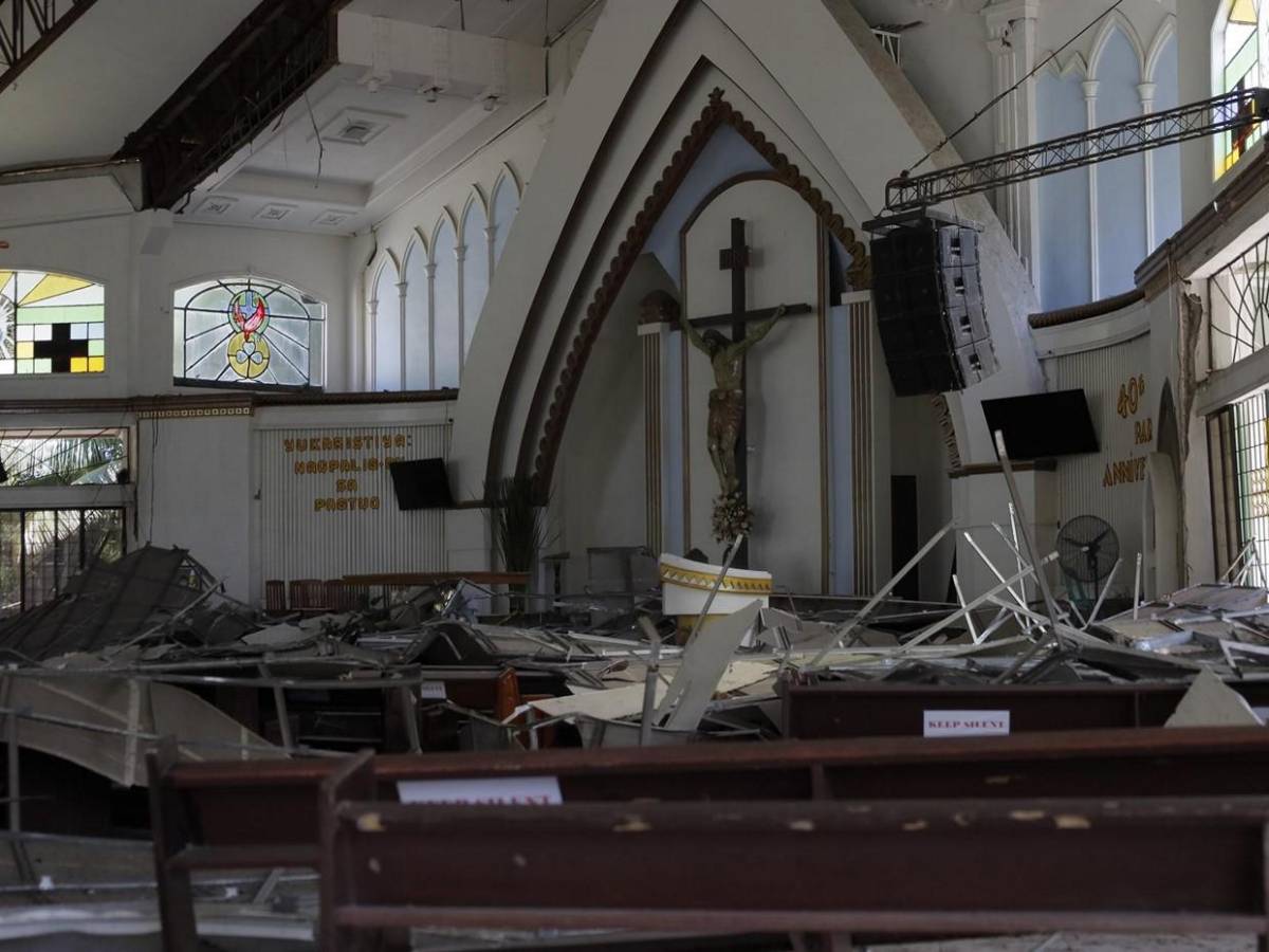 En estado de calamidad la ciudad más afectada por terremoto en Filipinas