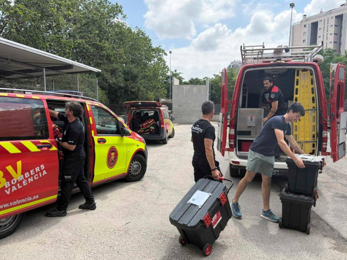 Víveres, búsqueda con perros,  drones y equipo médico: comunidad internacional no deja sola a Venezuela