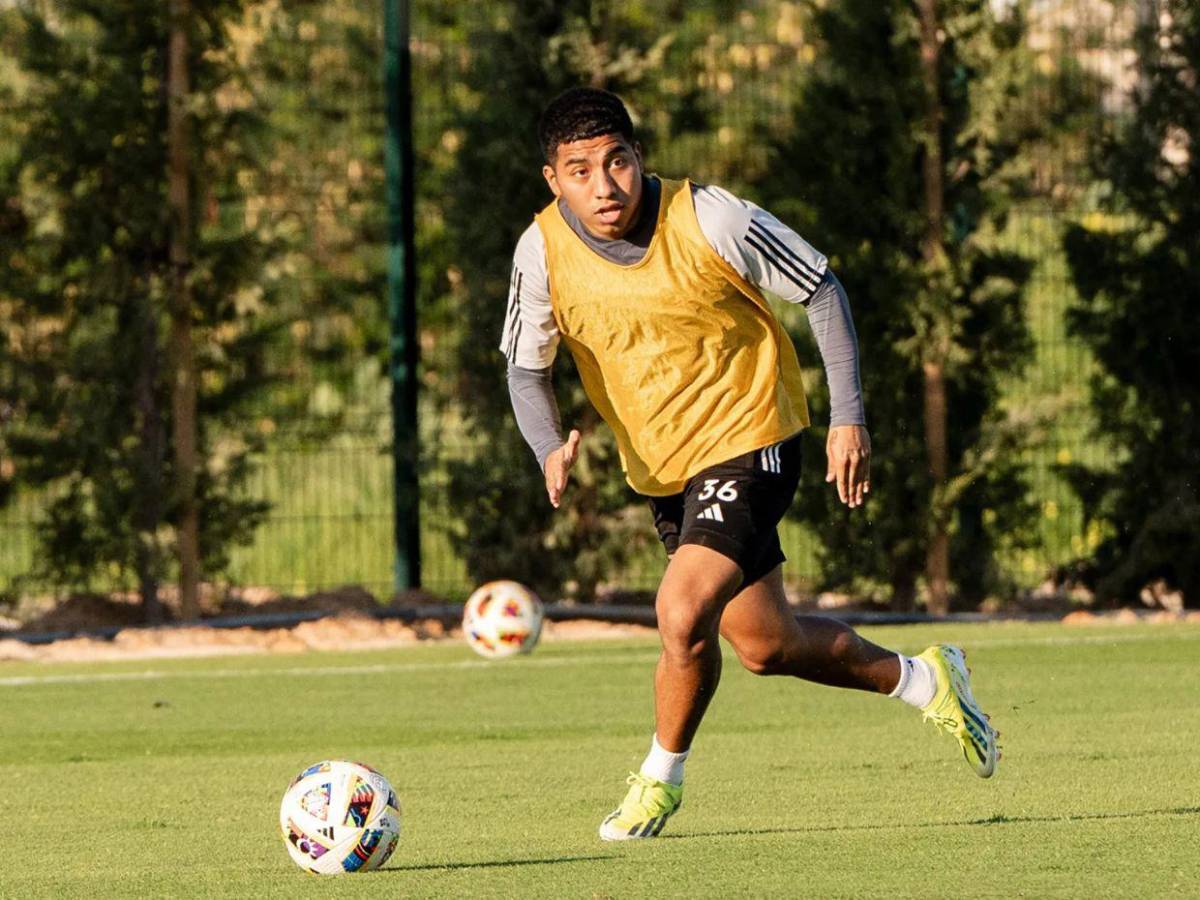 Fichajes: Elis entrena con nuevo club, catracho interesa al PSV y el DT oficial de Honduras