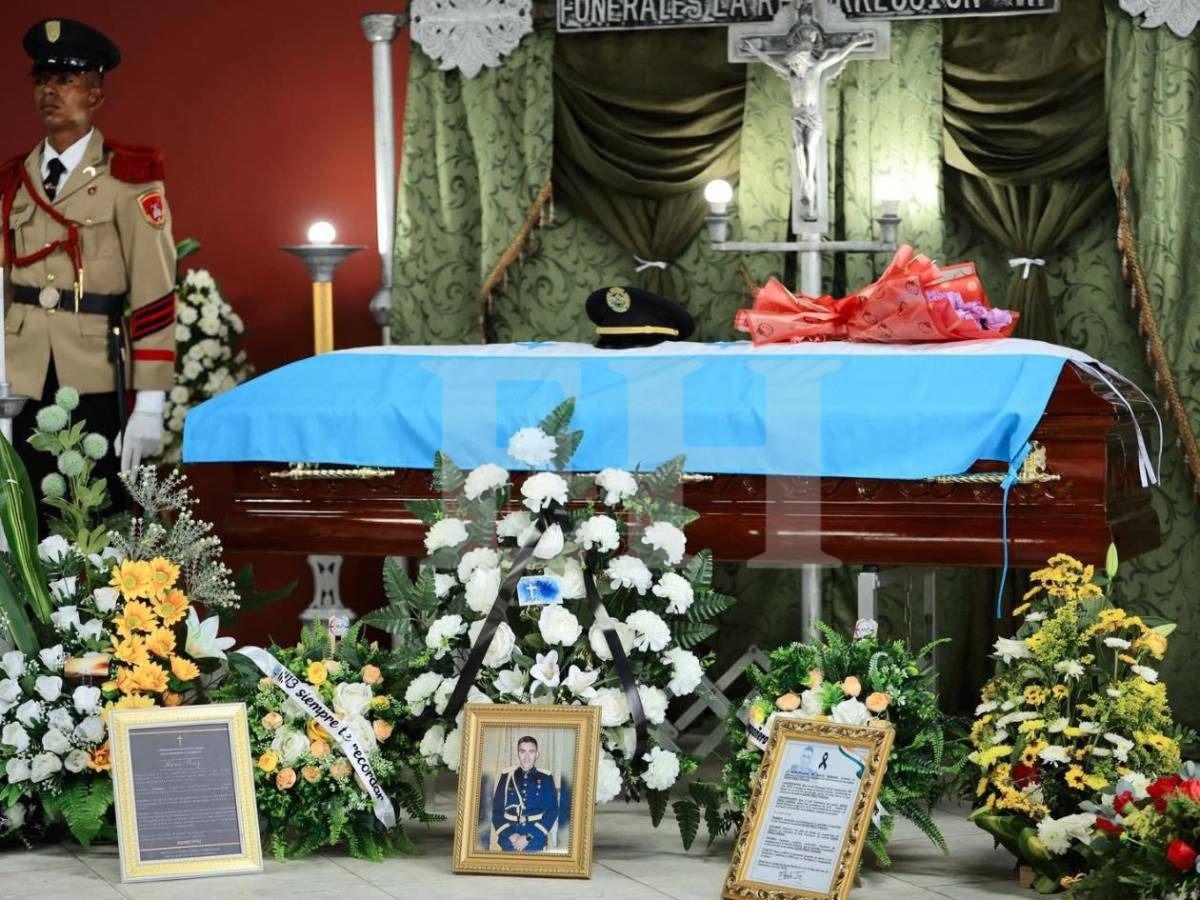 “Solo esperaba la ceremonia de graduación para recibir su título”: la historia de éxito de Kevin Pérez