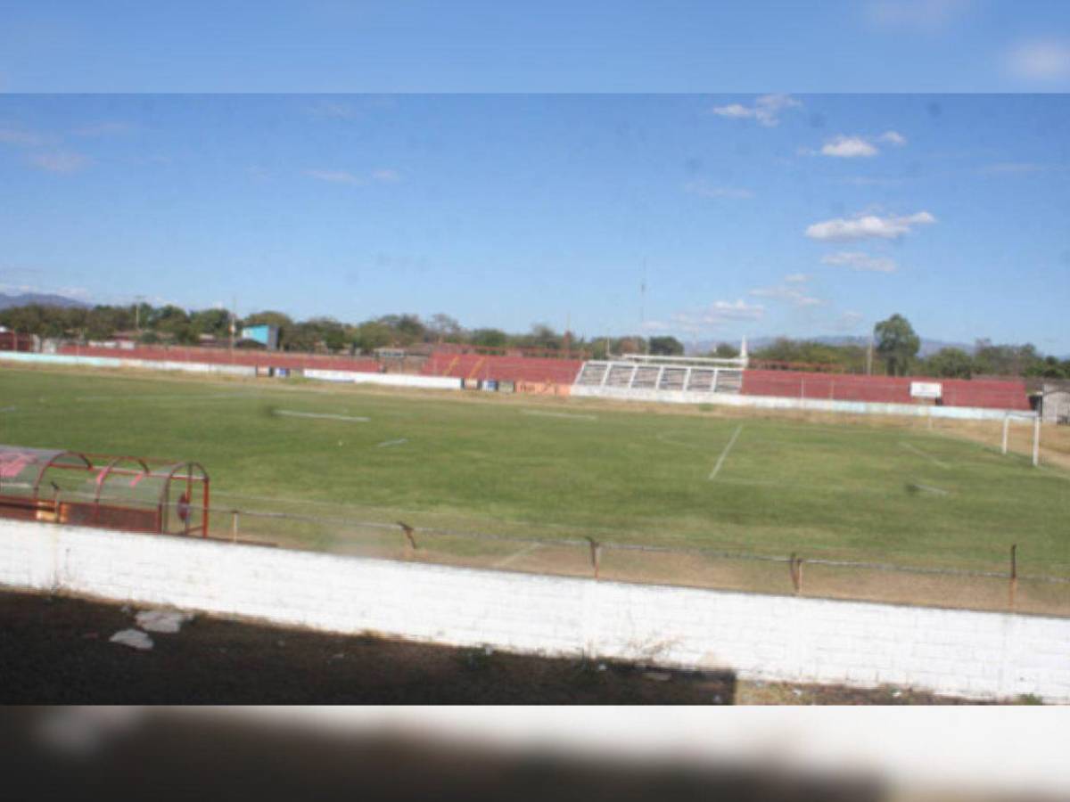 Así está quedando el estadio Fausto Flores Lagos de Choluteca con su remodelación