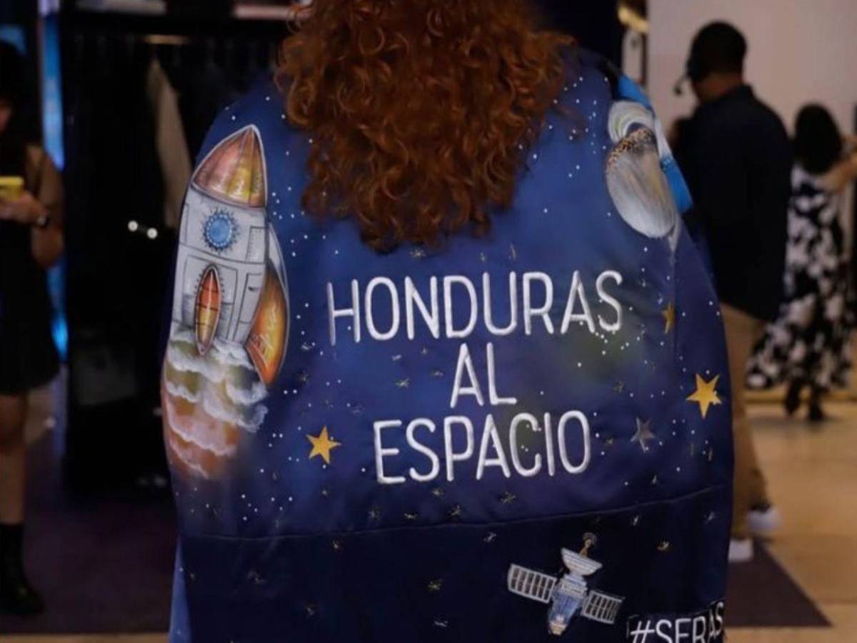 ¿Quién es Isabella Arévalo, la hondureña que compite para viajar al espacio?