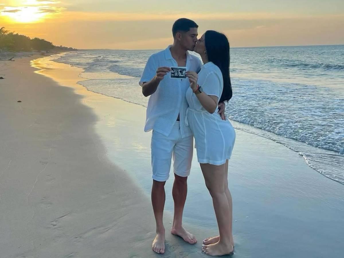 Bella chica anuncia que está embarazada de jugador de la Liga Nacional