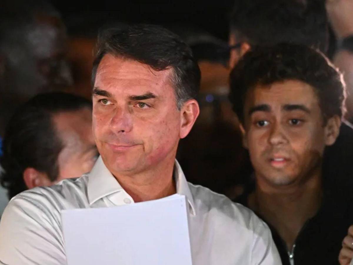 Flávio Bolsonaro, prófugo e investigado por lavado de dinero y fraude: ¿qué se sabe de su paradero?
