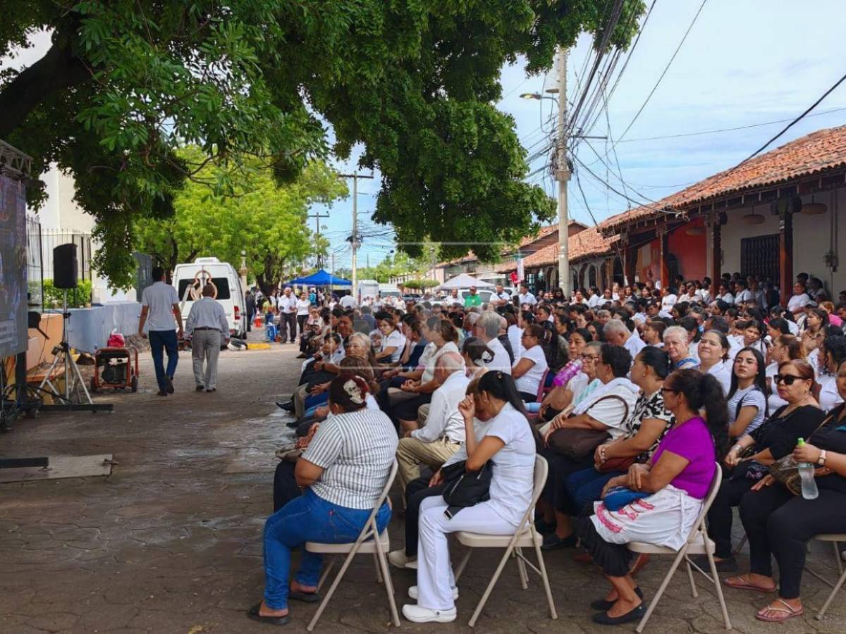 Choluteca da su último adiós a monseñor Teodoro Gómez en misa de exequias