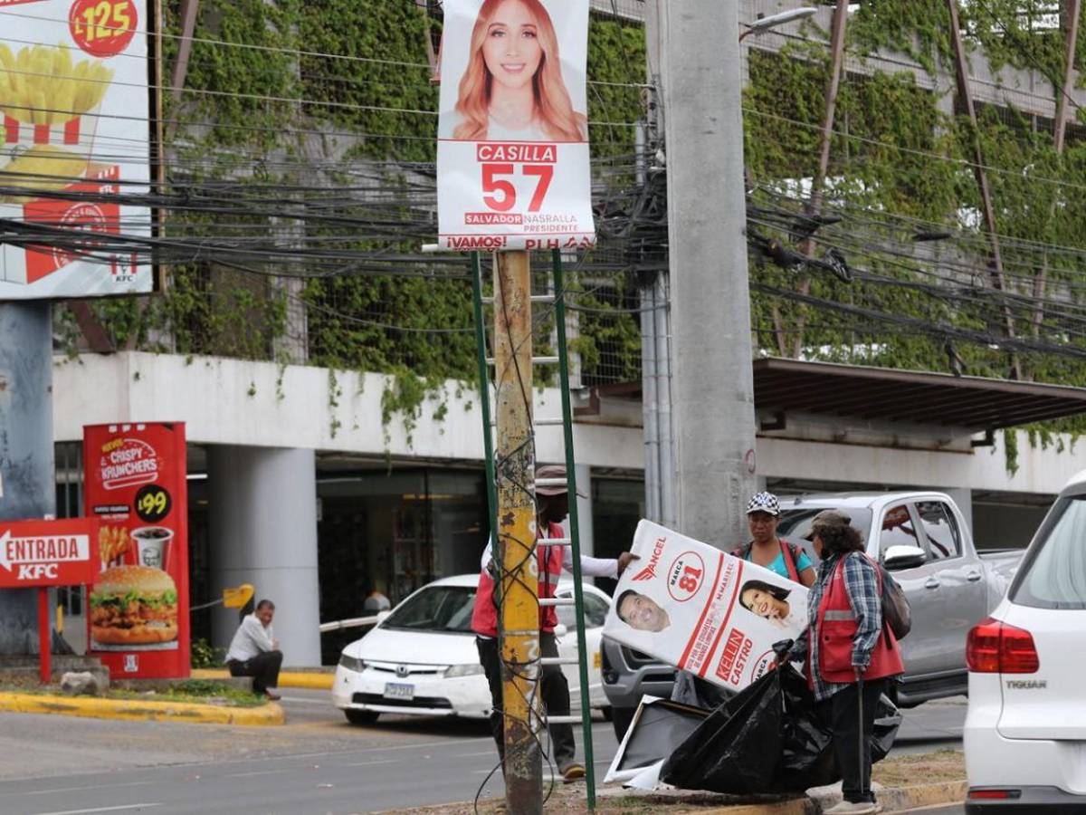 Despejan la capital de la propaganda política tras elecciones primarias