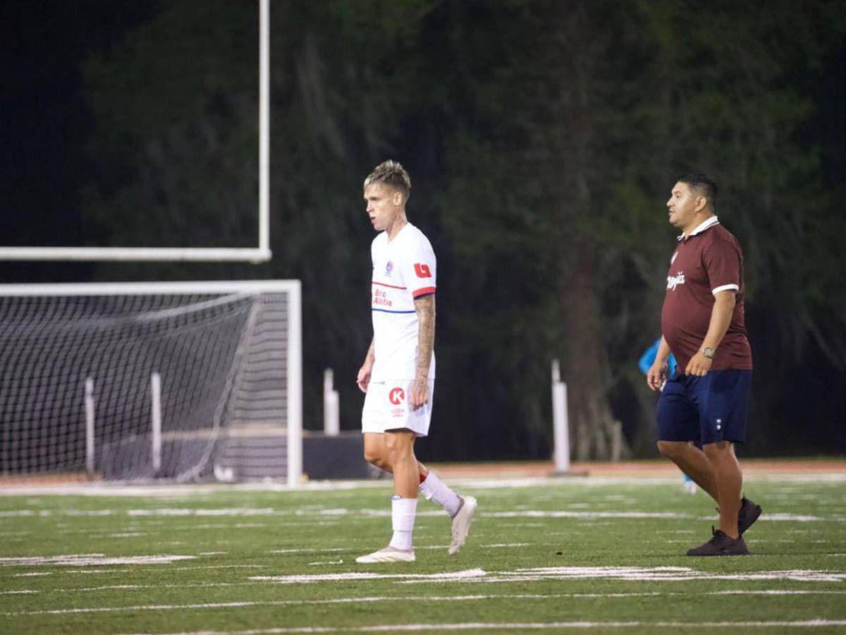 Fichajes: Deybi Flores interesa en Argentina y Dereck Moncada al Barcelona SC, futuro de Alberth Elis