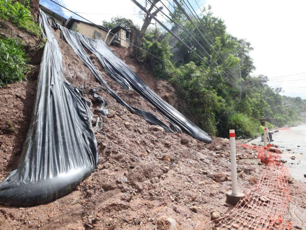 Colapsos y deslizamientos dejan estragos en el Distrito Central tras intensas lluvias