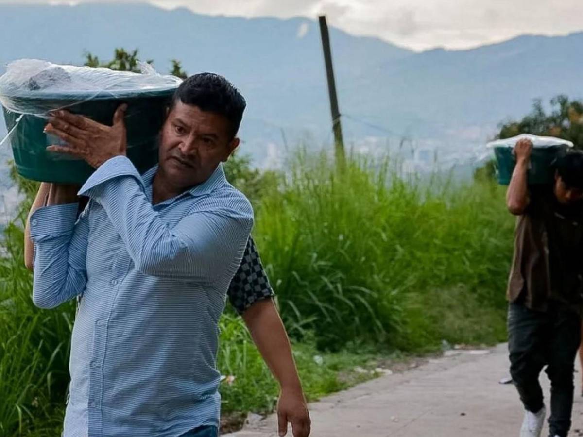 Juan Diego Zelaya evalúa daños y escucha a las familias afectadas por lluvias en la capital