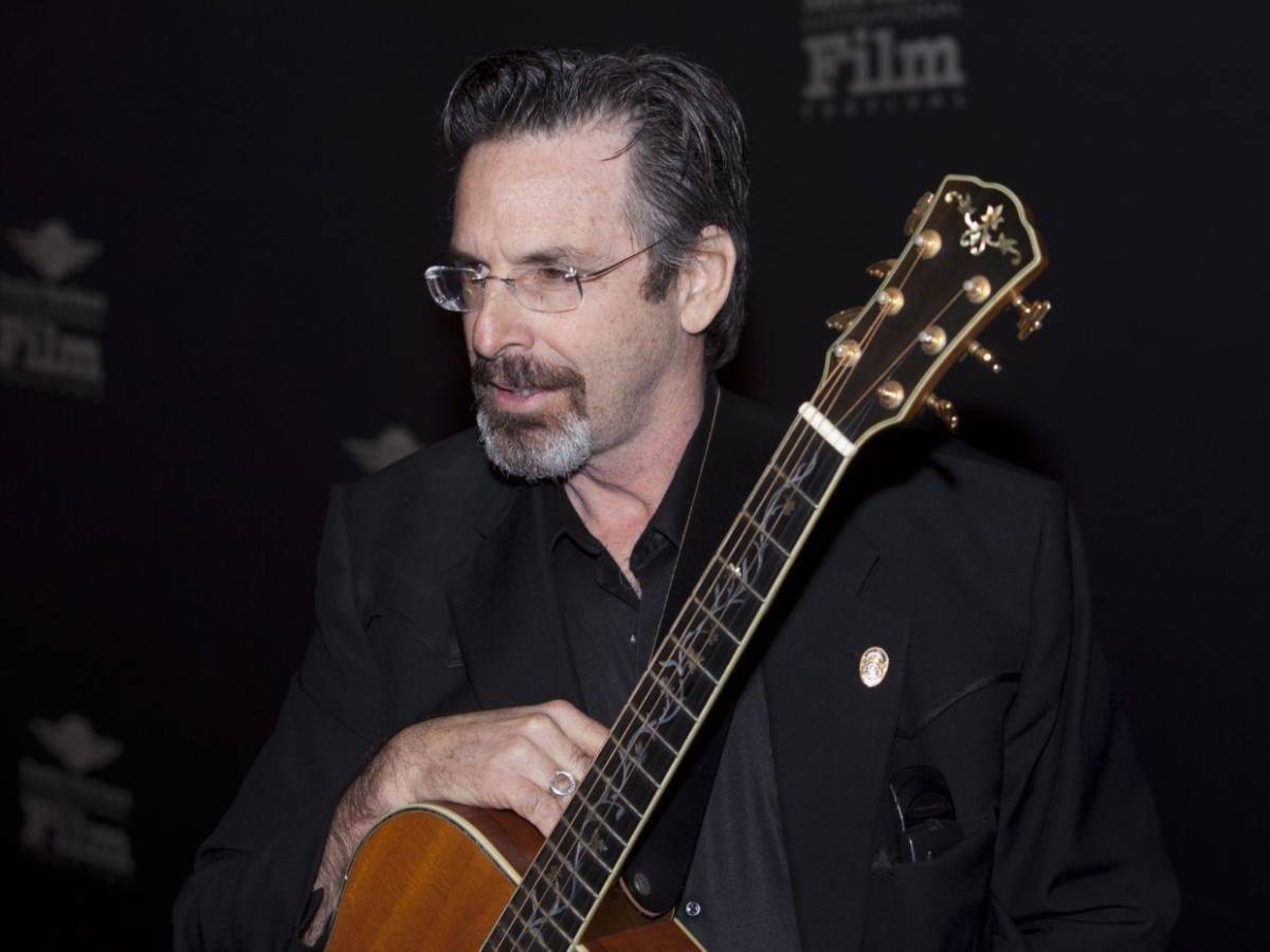 Confirman la causa de muerte de Robert Carradine, el papá de Lizzie McGuire