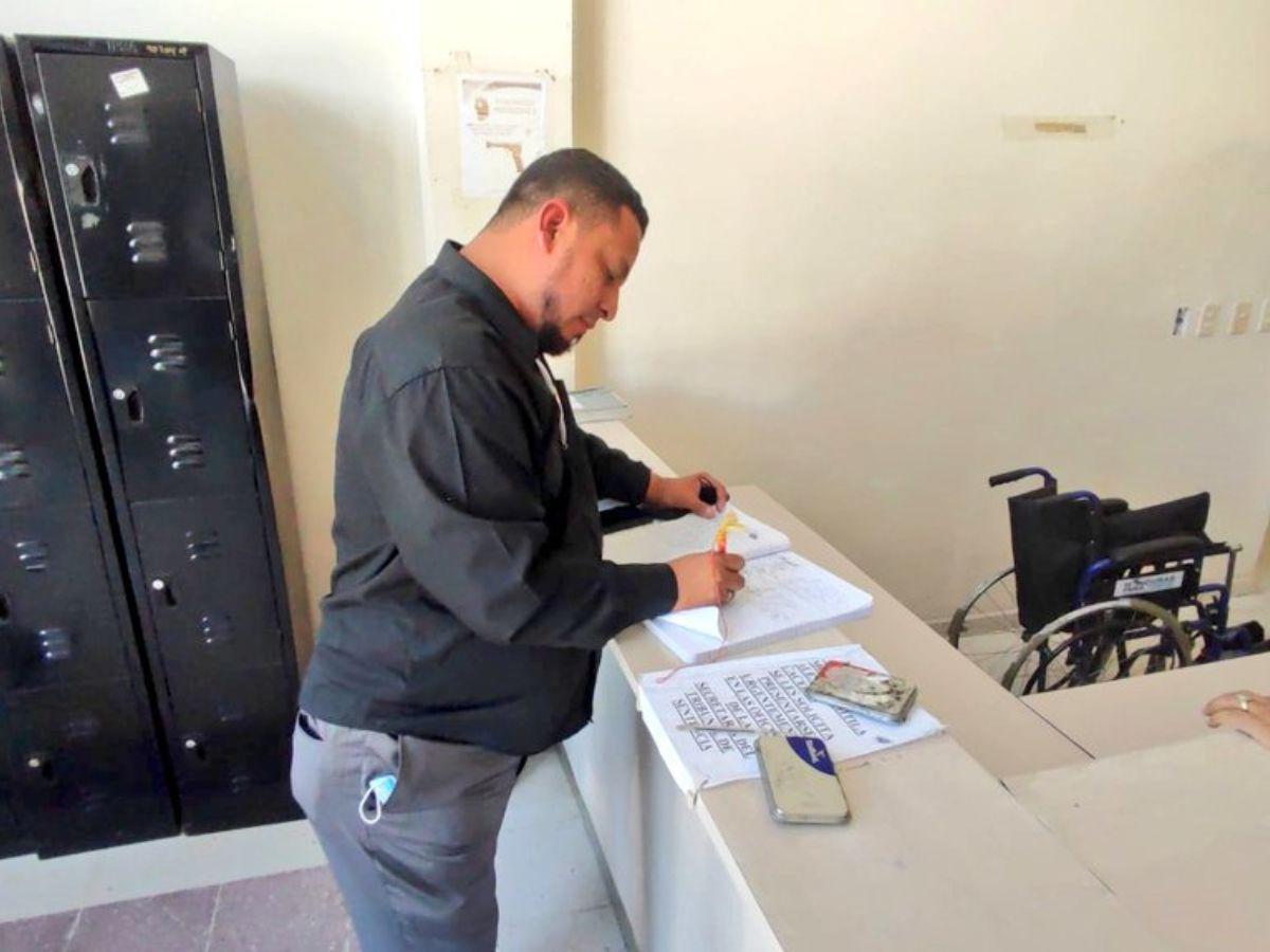 Denuncian a delegado de Transporte Terrestre por violencia doméstica contra su esposa