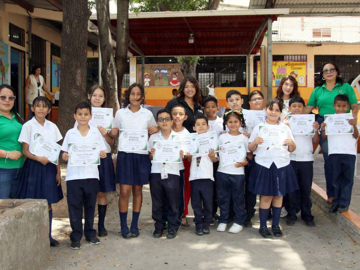 La Roberto Suazo Córdova da continuidad a la semilla de Escuelas Amigables