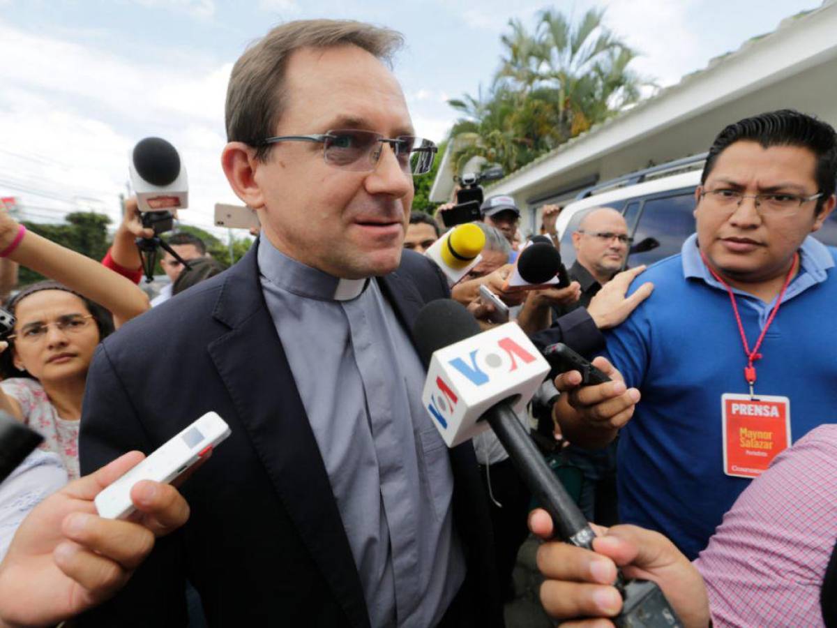 El Vaticano asegura que su enviado fue expulsado de Nicaragua
