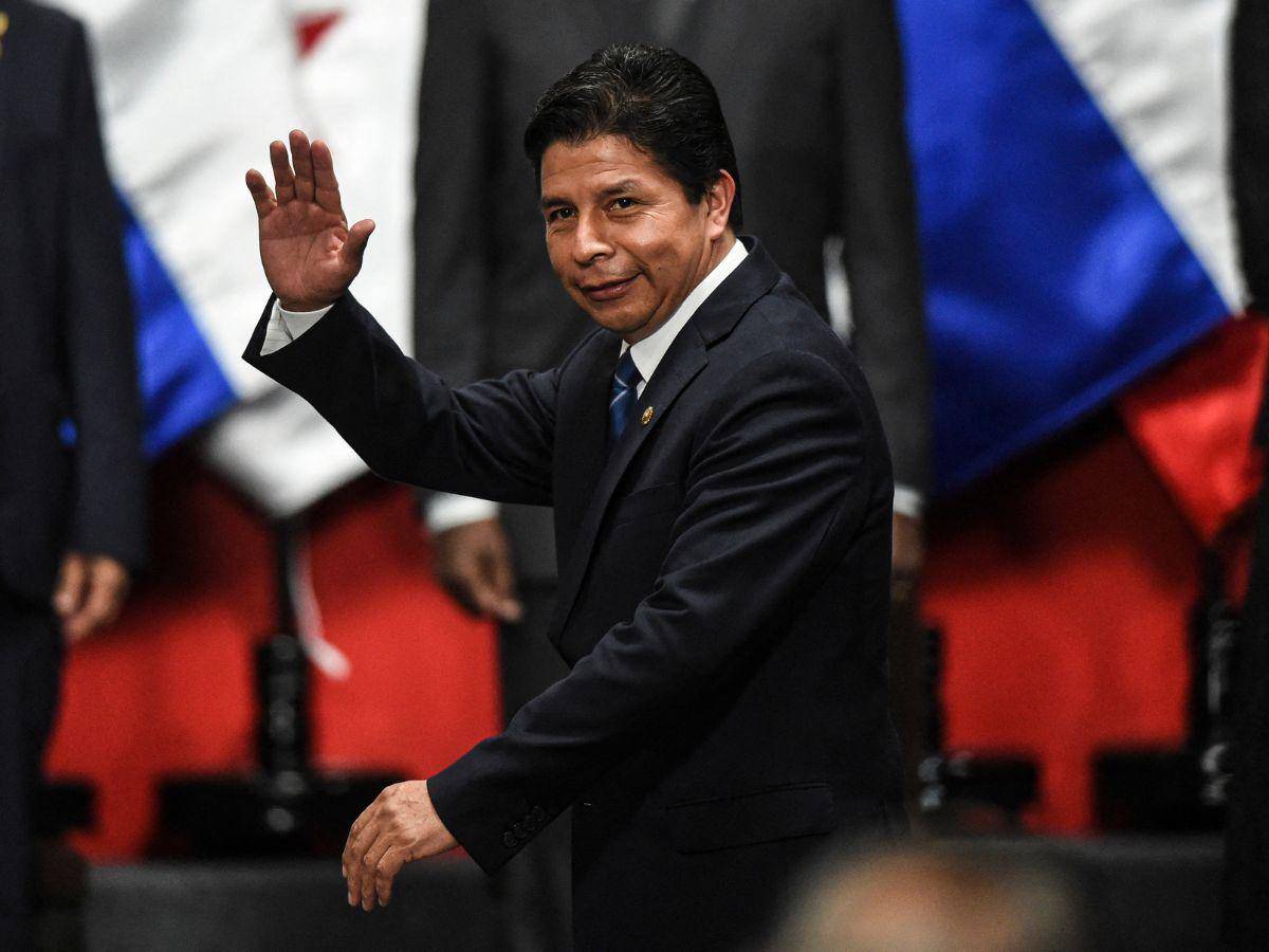 Antes de su disolución, Congreso de Perú pretendía destituir a Pedro Castillo por tercera vez