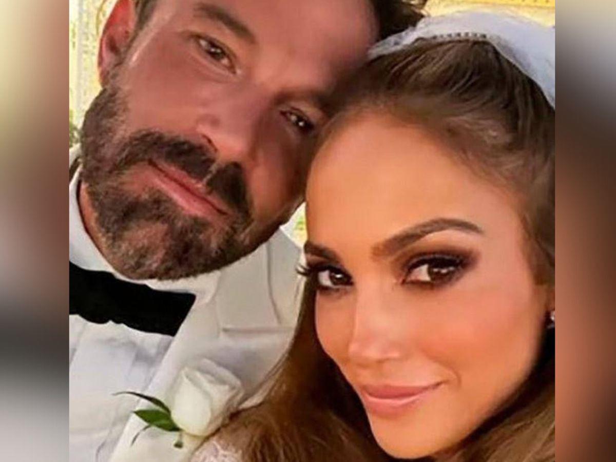 Ben Affleck y Jennifer López se casaron en “The Little White Chapel” en Las Vegas.