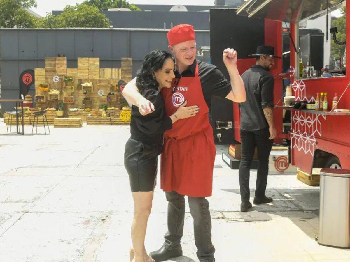 Lolita Cortés y Arturo López Gavito se reencuentran en MasterChef Celebrity