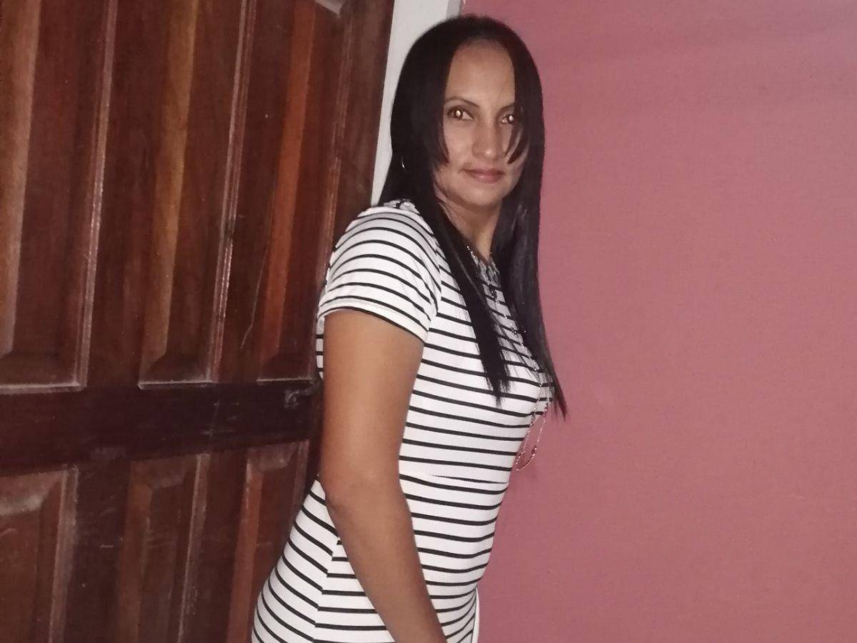 Investigan extorsión como principal causa en la muerte de mujer en La Ceiba