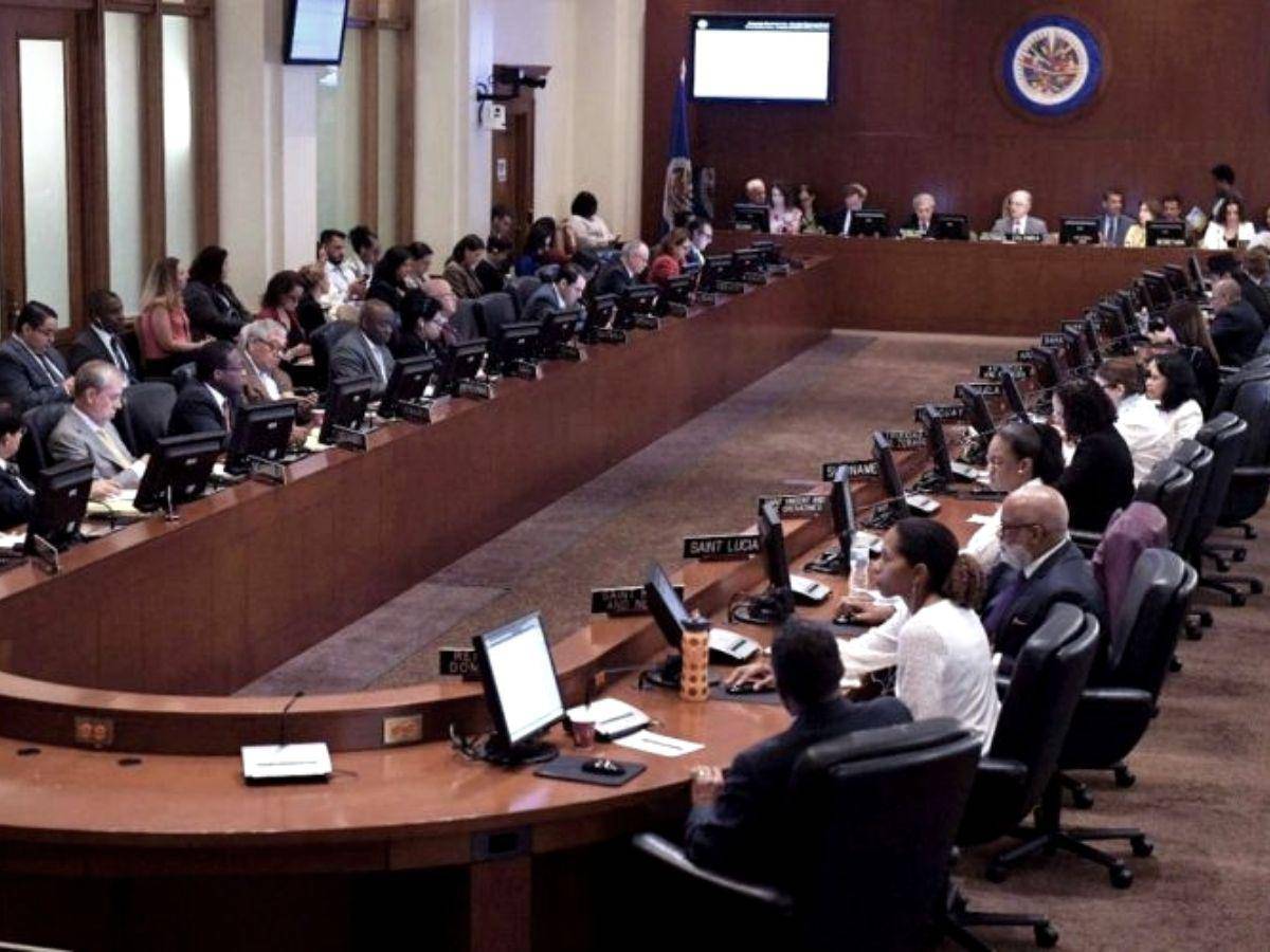 La OEA convoca a sesión extraordinaria por crisis en Perú