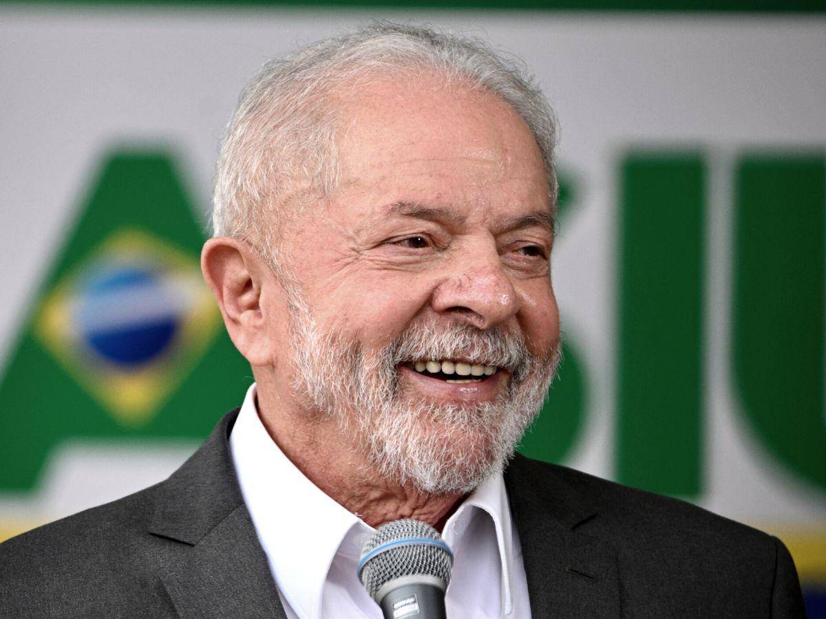 Lula da Silva pasa por laringoscopia, con resultado “normal” tras intervención