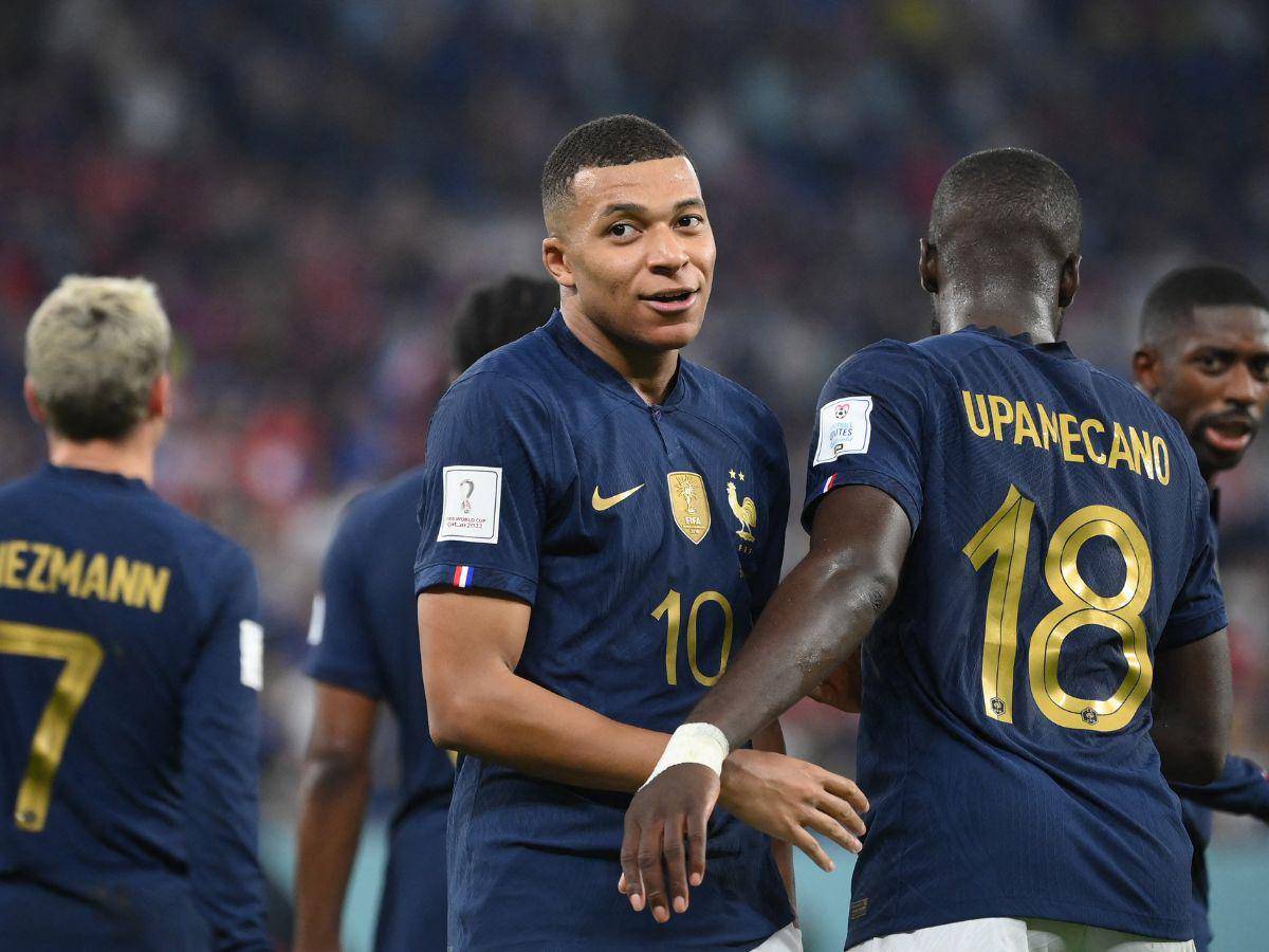 Mbappé clasifica a Francia a los octavos de final del Mundial de Qatar 2022