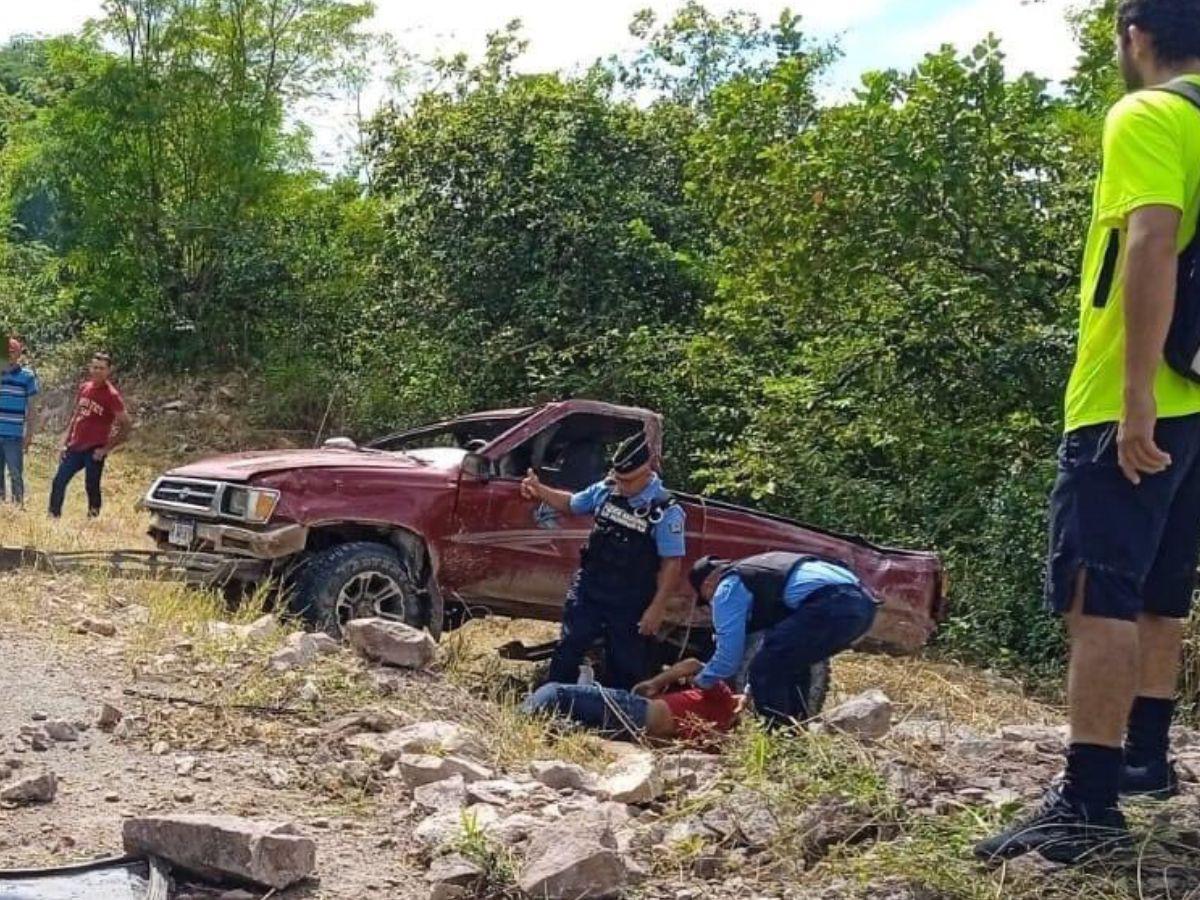 Cuatro personas gravemente heridas deja aparatoso accidente en Santa Bárbara