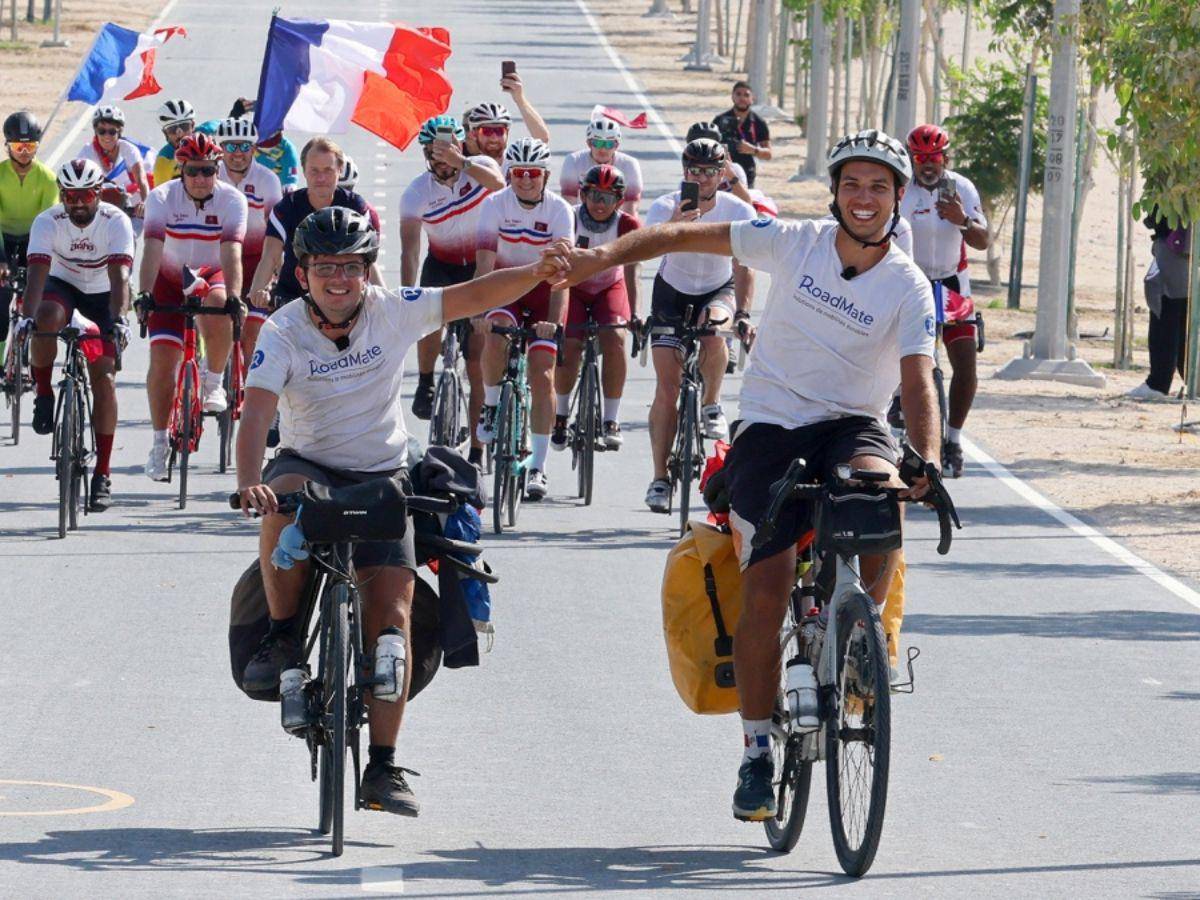 7,000 km en bicicleta recorrieron dos hinchas franceses para llegar a Qatar