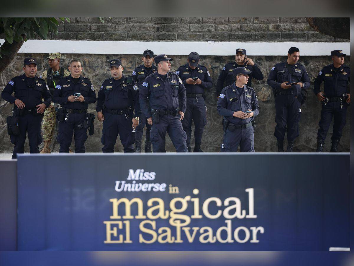 $!La zona donde se desarrollará el evento está llena de agentes policiales que garantizarán la seguridad.