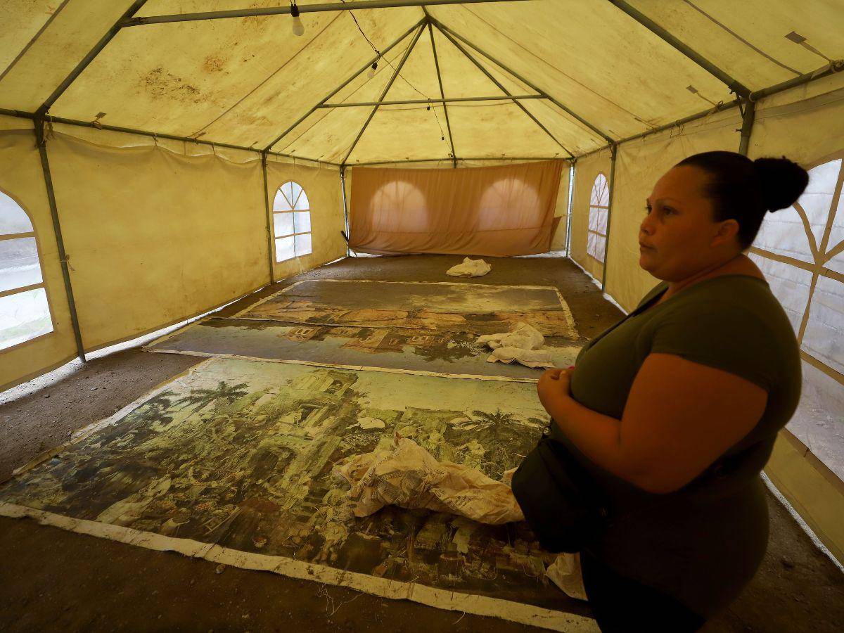 $!Los habitantes del proyecto Anexo Tulipanes, de Villanueva, Cortés, demandaron al gobierno una escuela, pupitres y maestros, porque los niños recibirán clases en una carpa.