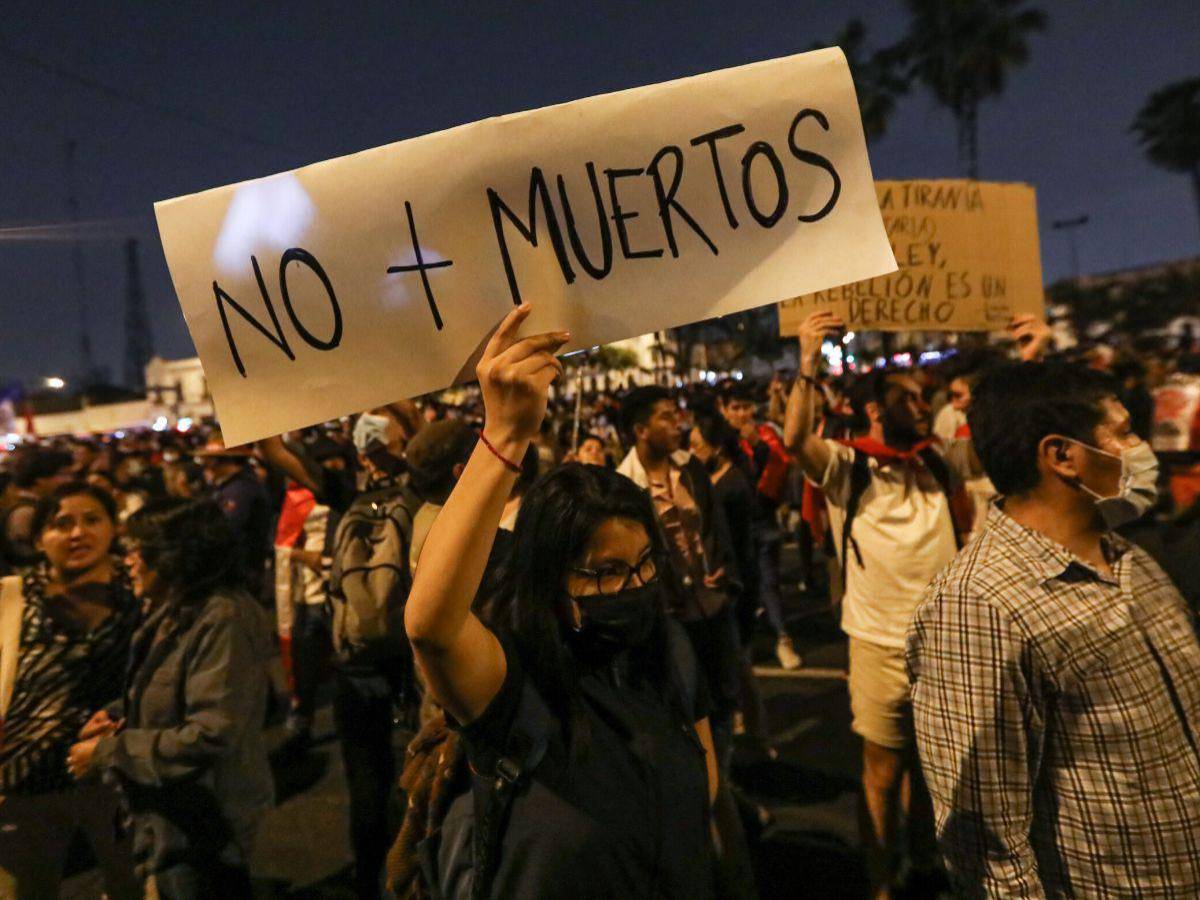 El Papa pide el fin de la violencia en Perú tras destitución de Pedro Castillo