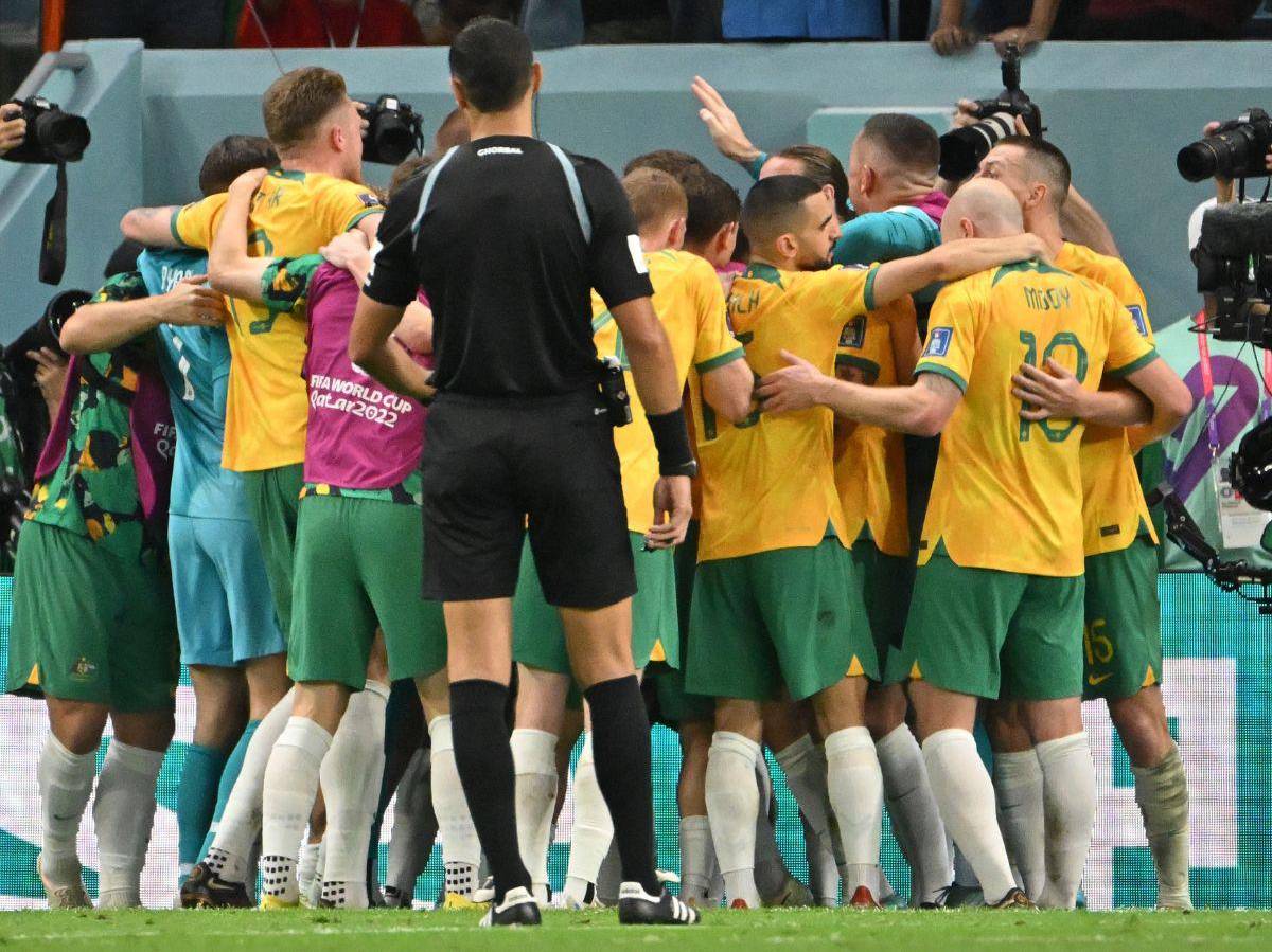 Australia está consiguiendo el pase a octavos de final con el triunfo sobre Dinamarca.