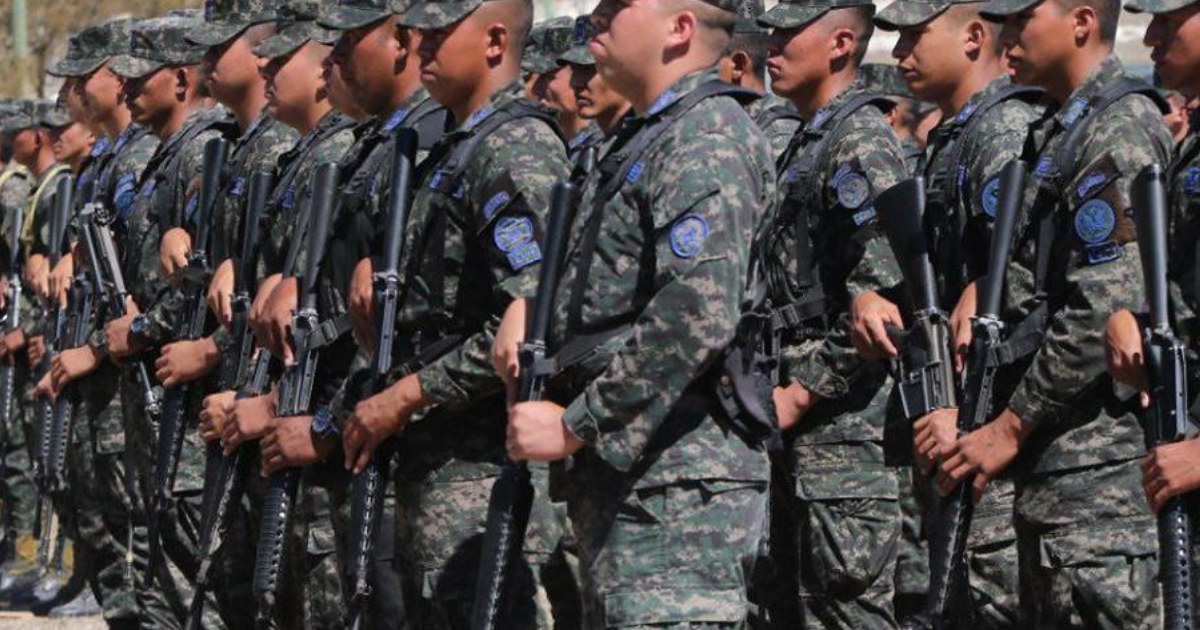 Honduras deploys police for Christmas security