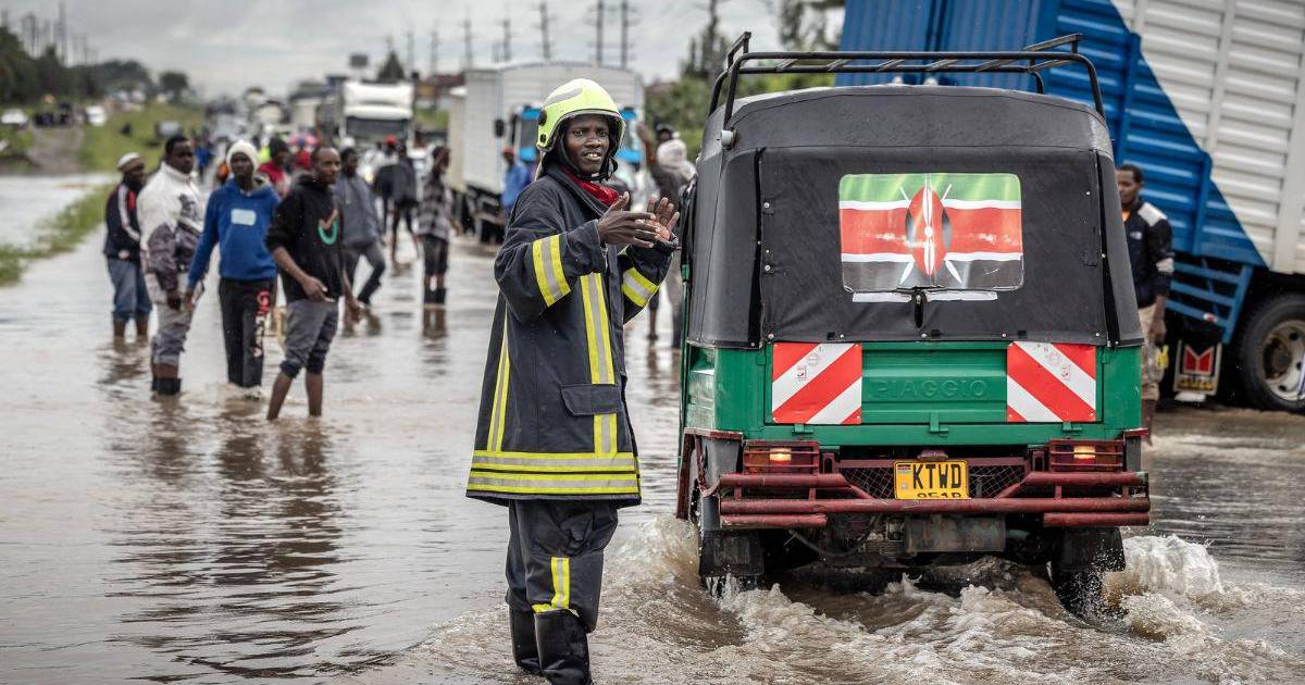 A tropical cyclone hits the coasts of Kenya and Tanzania