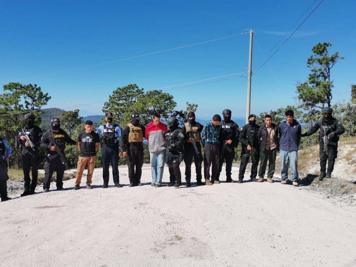 Capturan a mareros salvadoreños durante jornada de allanamientos en La Paz